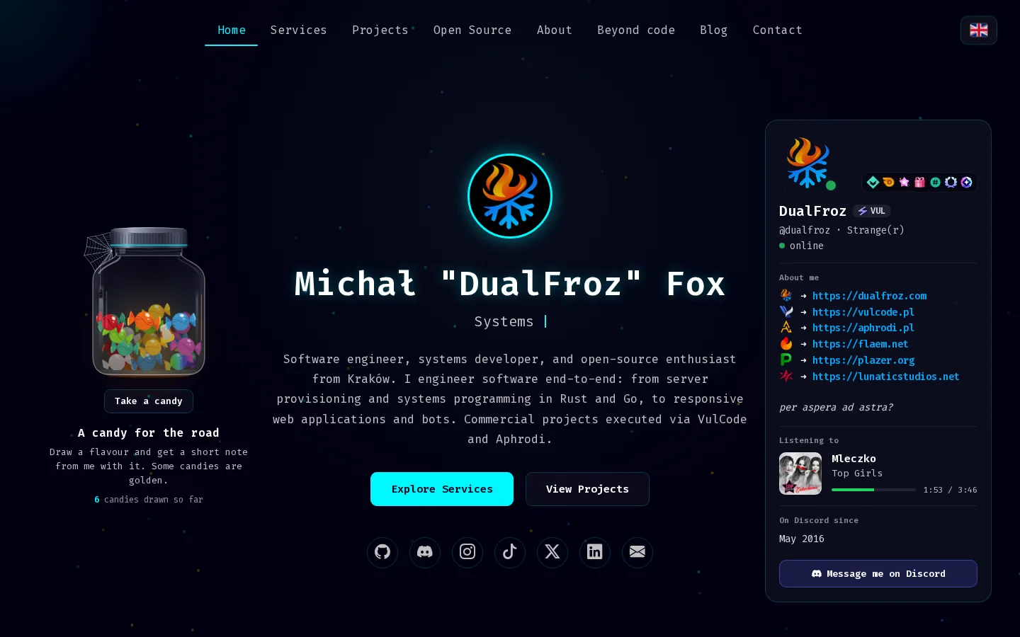 The DualFroz site: the candy jar, the introduction and the Discord profile card