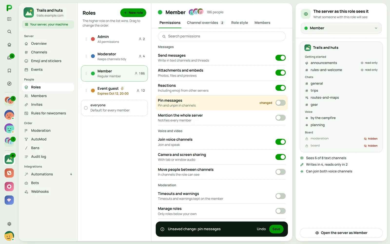 Plazer: roles on a community server