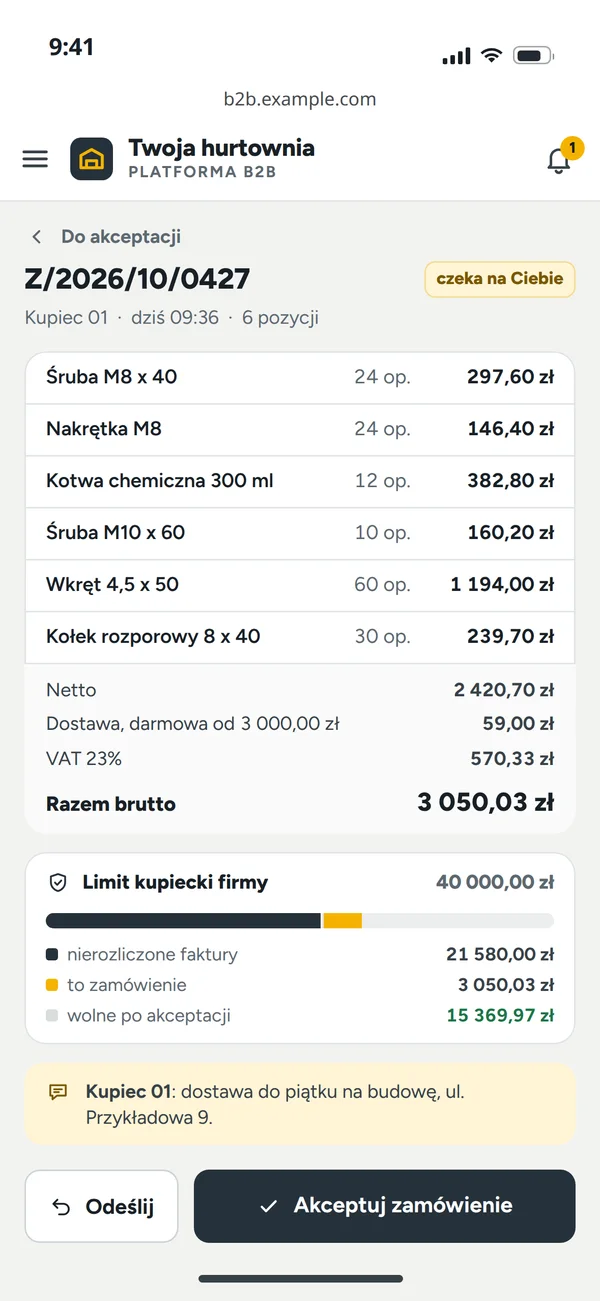 Zamówienie do akceptacji na telefonie kierownika: pozycje, kwota brutto, limit kupiecki firmy i przycisk akceptacji
