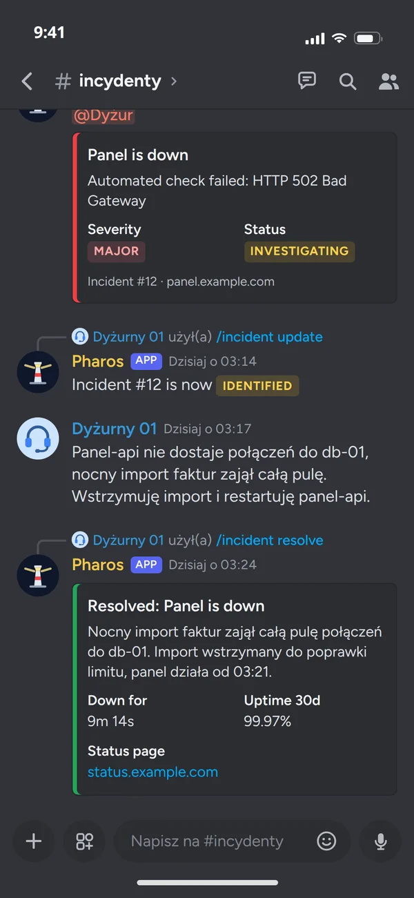 Kanał #incydenty na Discordzie w telefonie: alarm Pharos o niedziałającym panelu, wpisy dyżurnego i rozwiązany incydent