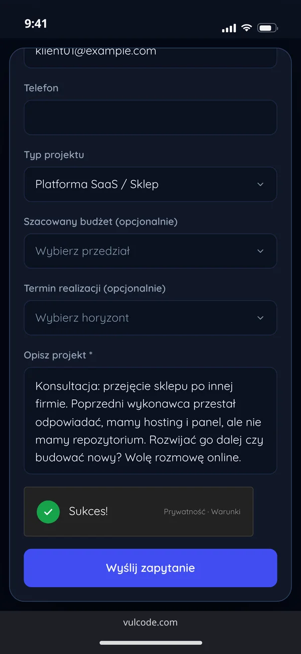 Formularz zapytania na stronie VulCode na telefonie: typ projektu, budżet, termin i opis projektu